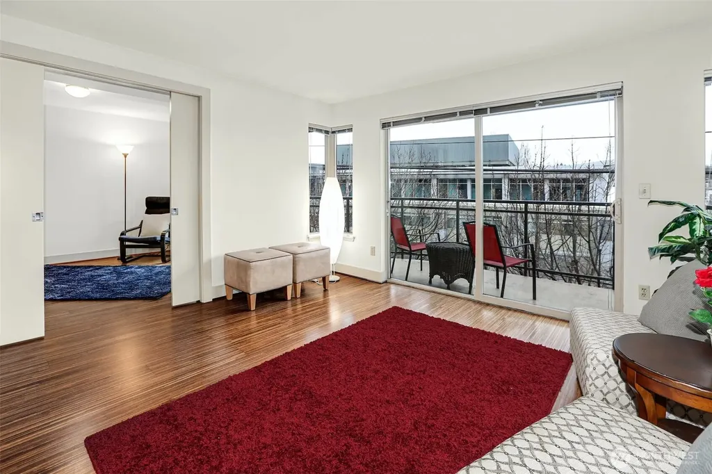 1550 Eastlake Avenue E Seattle WA 98102