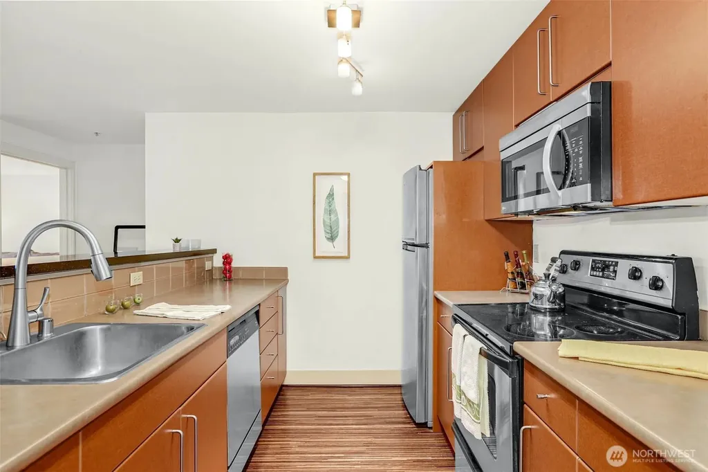 1550 Eastlake Avenue E Seattle WA 98102