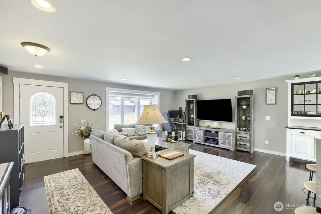 8630 19th Street SE Lake Stevens WA 98258
