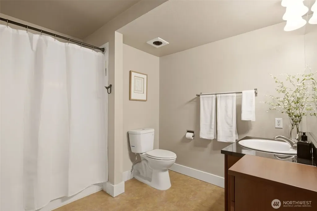 7323 NE Sand Point Way Seattle WA 98115
