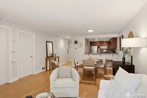 7323 NE Sand Point Way Seattle WA 98115