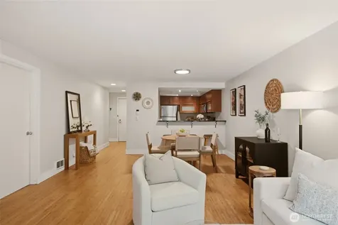 7323 NE Sand Point Way Seattle WA 98115