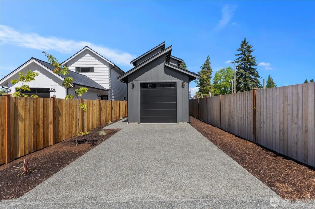 442 E 63rd Street Tacoma WA 98404