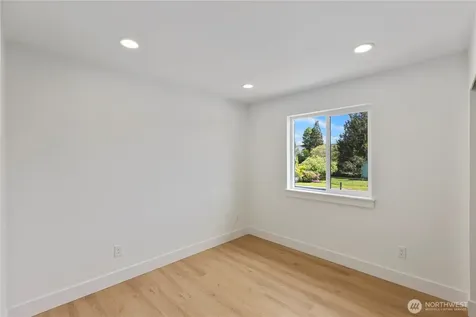 442 E 63rd Street Tacoma WA 98404