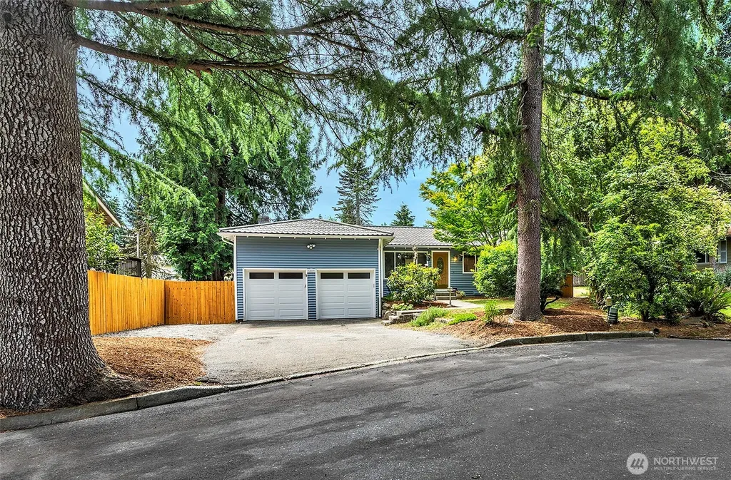 12815 98th Place NE Kirkland WA 98034