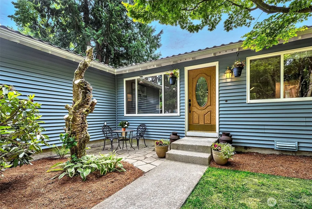 12815 98th Place NE Kirkland WA 98034