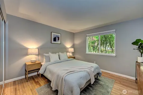 12815 98th Place NE Kirkland WA 98034