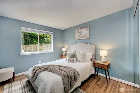 12815 98th Place NE Kirkland WA 98034