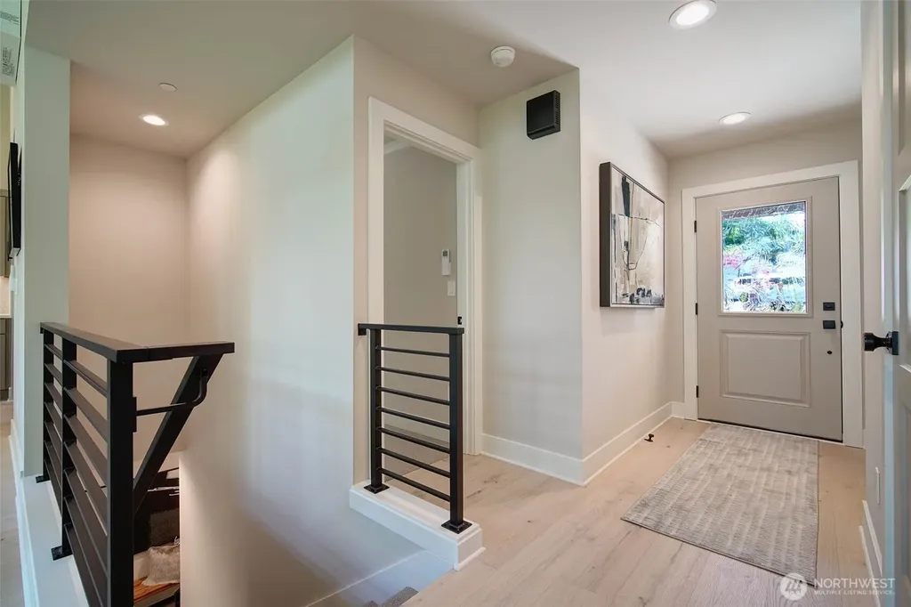 436 20th Avenue Kirkland WA 98033