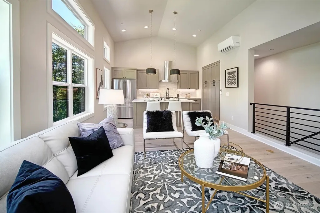 436 20th Avenue Kirkland WA 98033