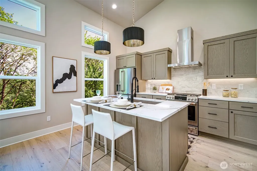 436 20th Avenue Kirkland WA 98033