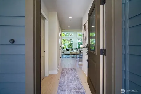 436 20th Avenue Kirkland WA 98033
