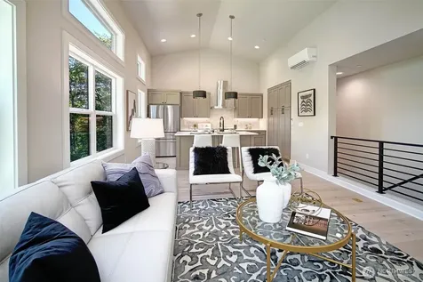 436 20th Avenue Kirkland WA 98033
