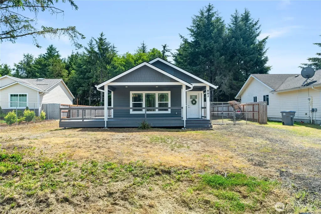 882 Vagabond Avenue SW Ocean Shores WA 98569