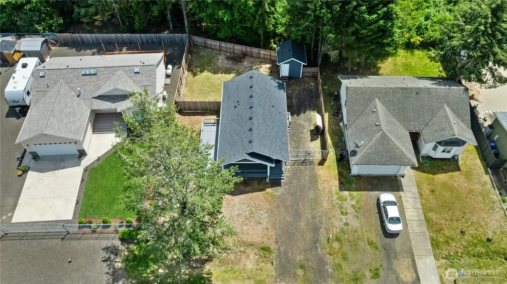 882 Vagabond Avenue SW Ocean Shores WA 98569