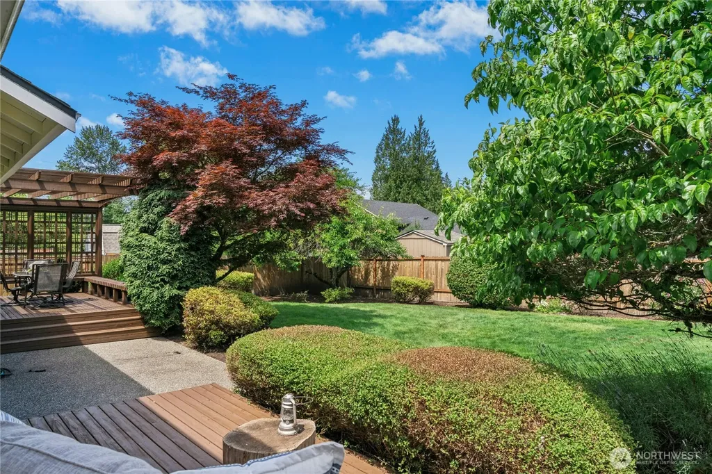 13722 SE 200th Street Kent WA 98042
