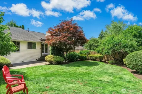 13722 SE 200th Street Kent WA 98042