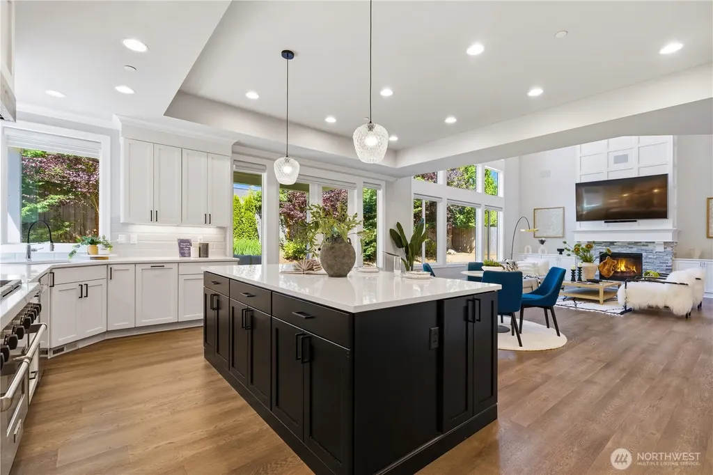 5239 117th Ave SE Bellevue WA 98006
