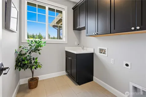 5239 117th Ave SE Bellevue WA 98006
