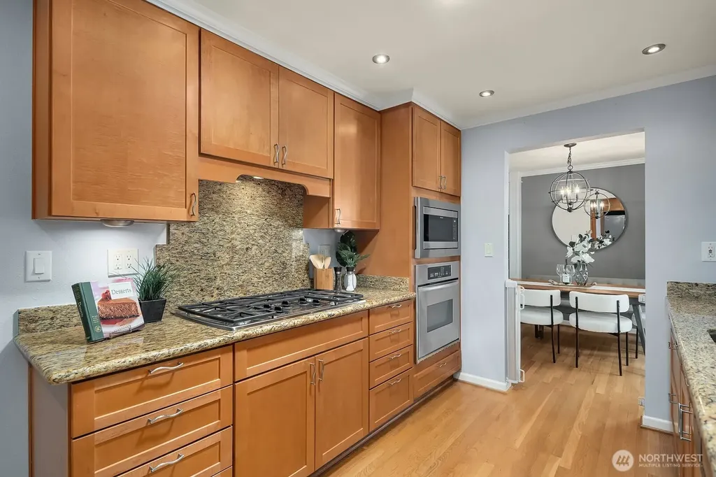 216 SW 192nd Street Normandy Park WA 98166
