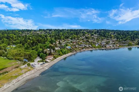 216 SW 192nd Street Normandy Park WA 98166