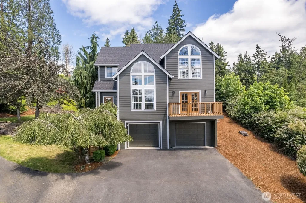 2420 Ivy Lane Kelso WA 98626