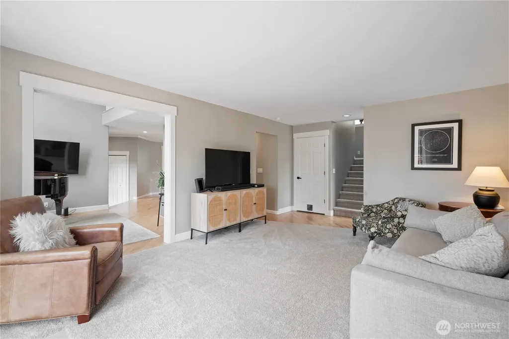 2420 Ivy Lane Kelso WA 98626