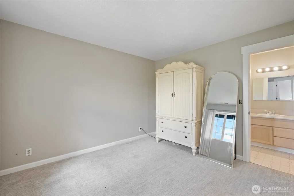 2420 Ivy Lane Kelso WA 98626