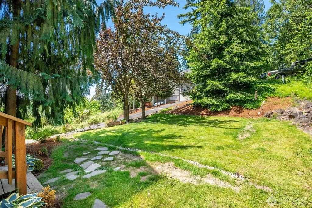 2420 Ivy Lane Kelso WA 98626