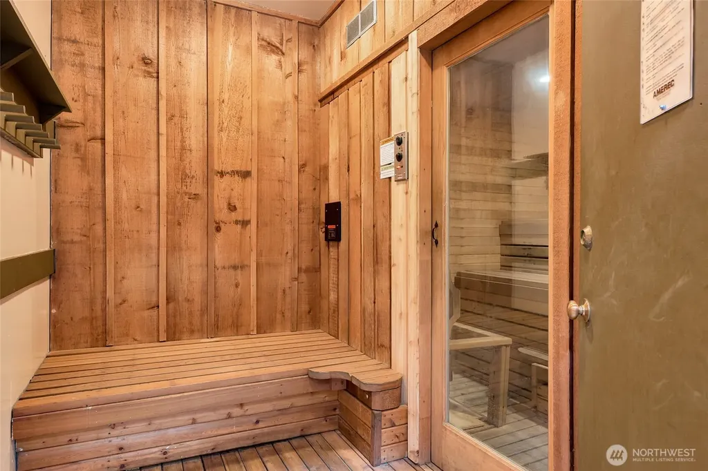 17045 Iceberg Road Glacier WA 98244