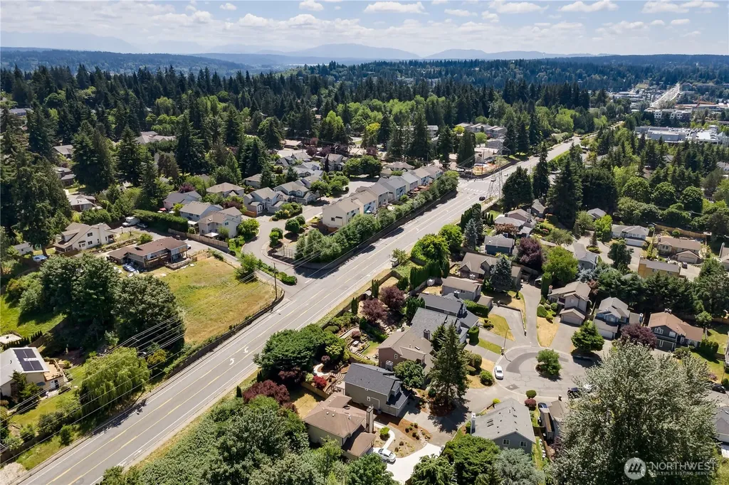 13380 122nd Place NE Kirkland WA 98034