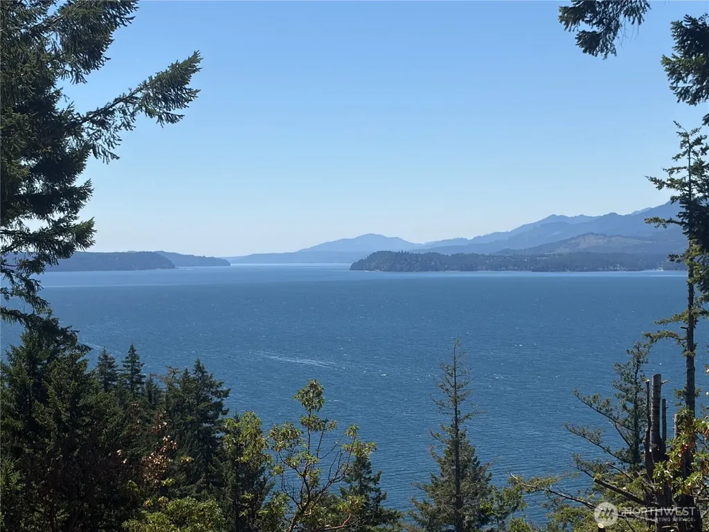 1 Foxglove Lane Quilcene WA 98376
