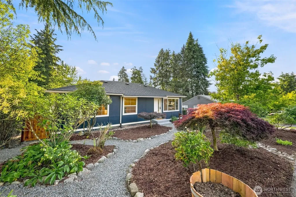 17211 3rd Avenue NE Shoreline WA 98155