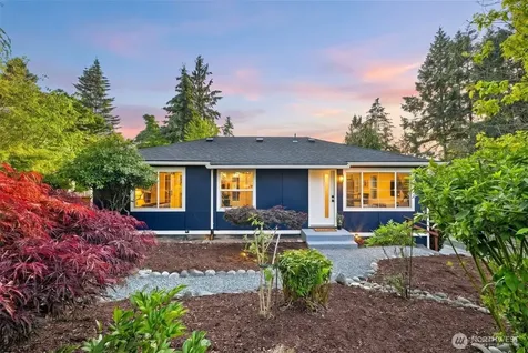 17211 3rd Avenue NE Shoreline WA 98155