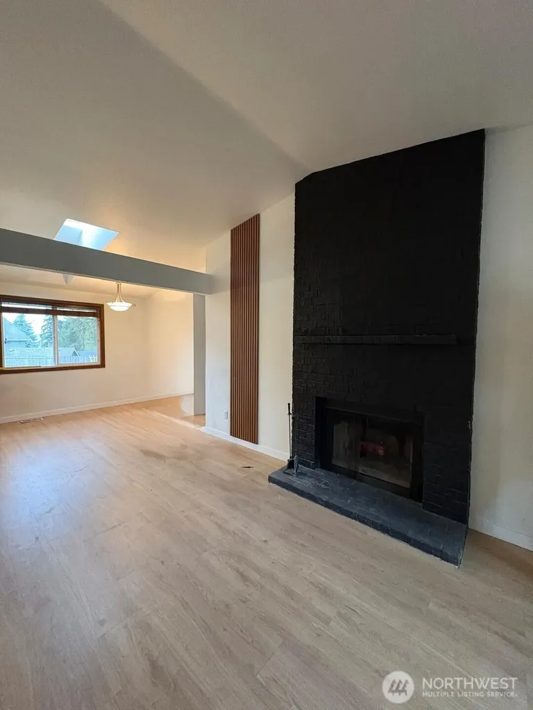 1923 233rd Place SE Bothell WA 98021