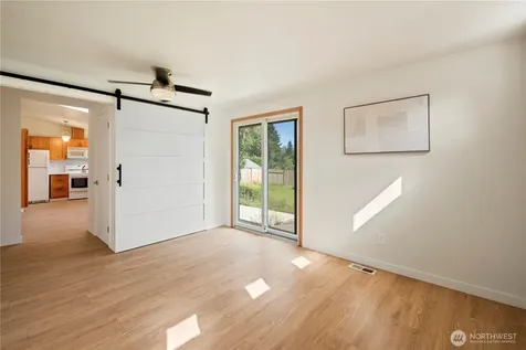 1923 233rd Place SE Bothell WA 98021