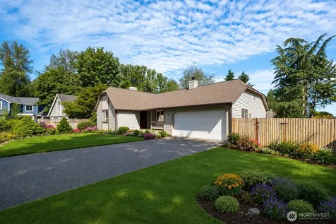 1923 233rd Place SE Bothell WA 98021