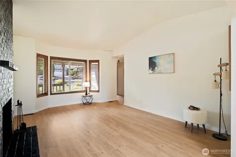 1923 233rd Place SE Bothell WA 98021
