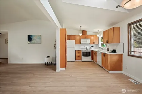 1923 233rd Place SE Bothell WA 98021