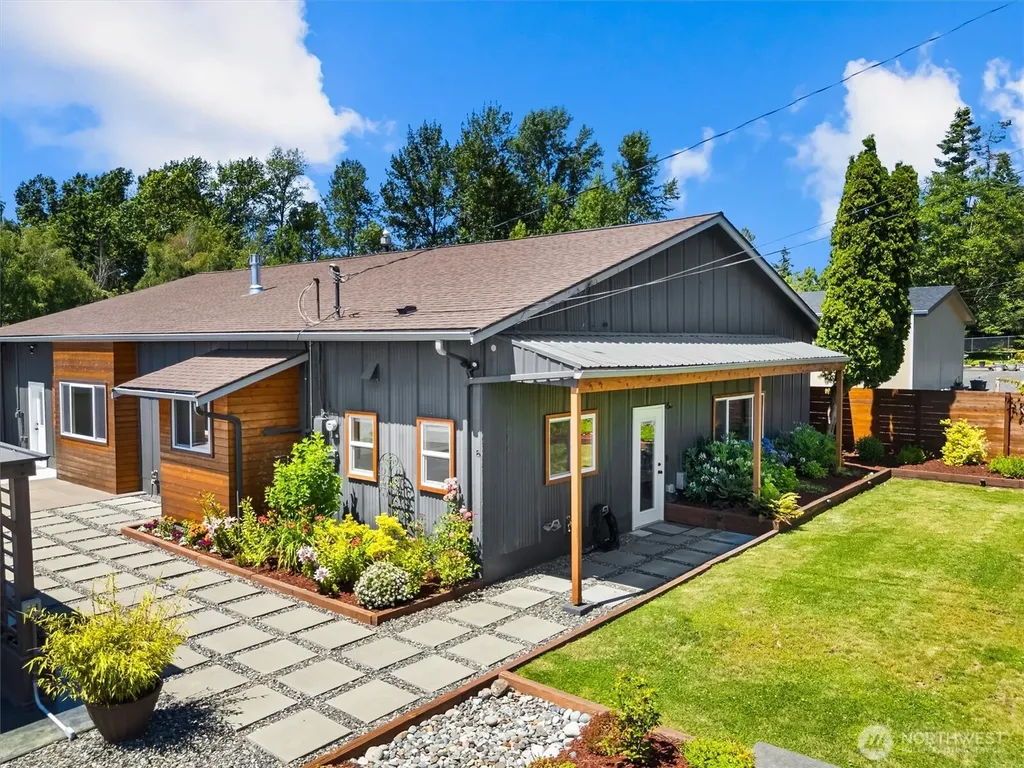 3275 Bennett Drive Bellingham WA 98225