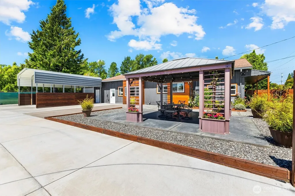 3275 Bennett Drive Bellingham WA 98225