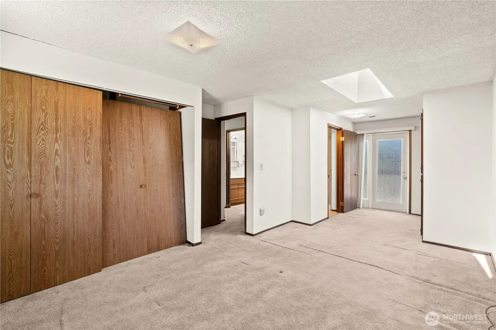502 Kincaid Avenue Sumner WA 98390
