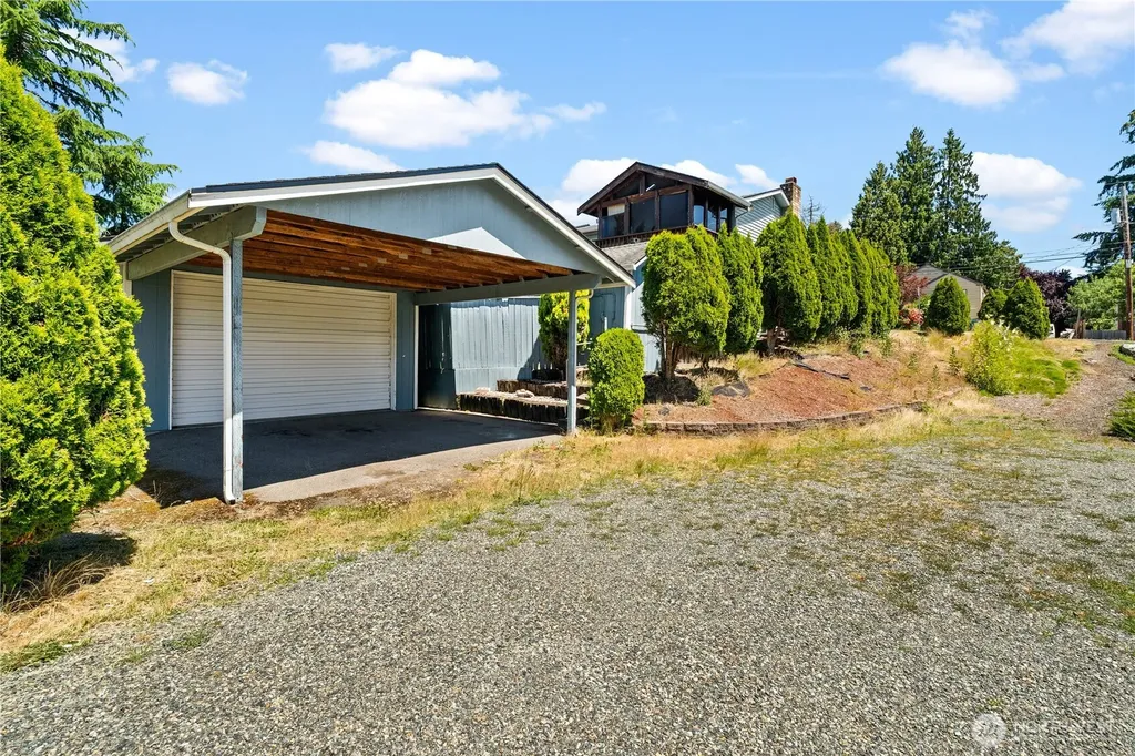 502 Kincaid Avenue Sumner WA 98390