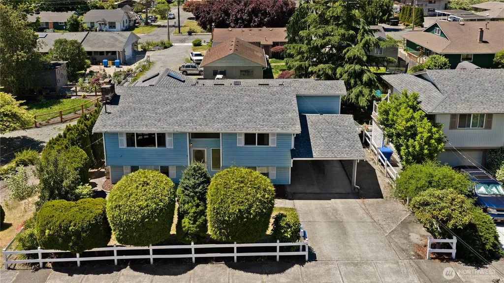 502 Kincaid Avenue Sumner WA 98390