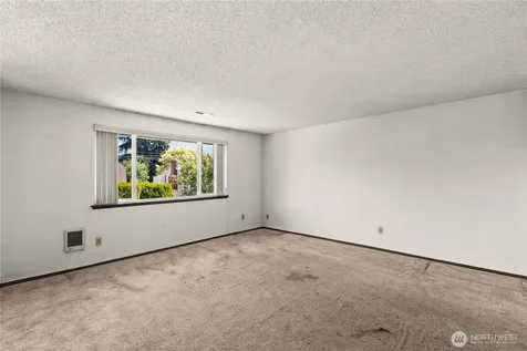 502 Kincaid Avenue Sumner WA 98390