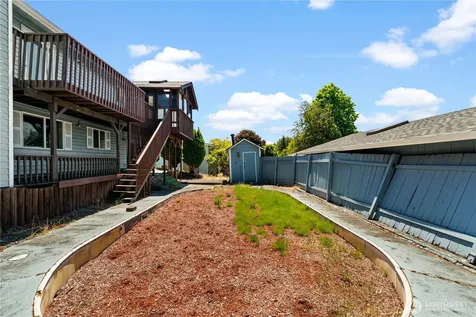 502 Kincaid Avenue Sumner WA 98390