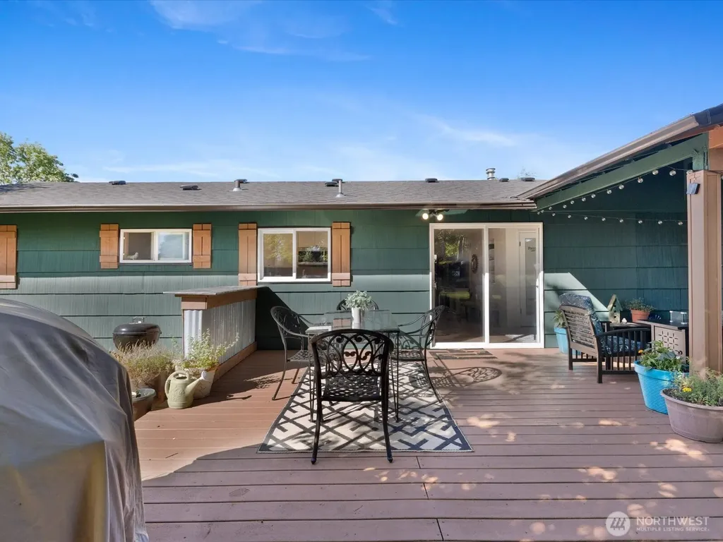 11924 SE 169th Place Renton WA 98058