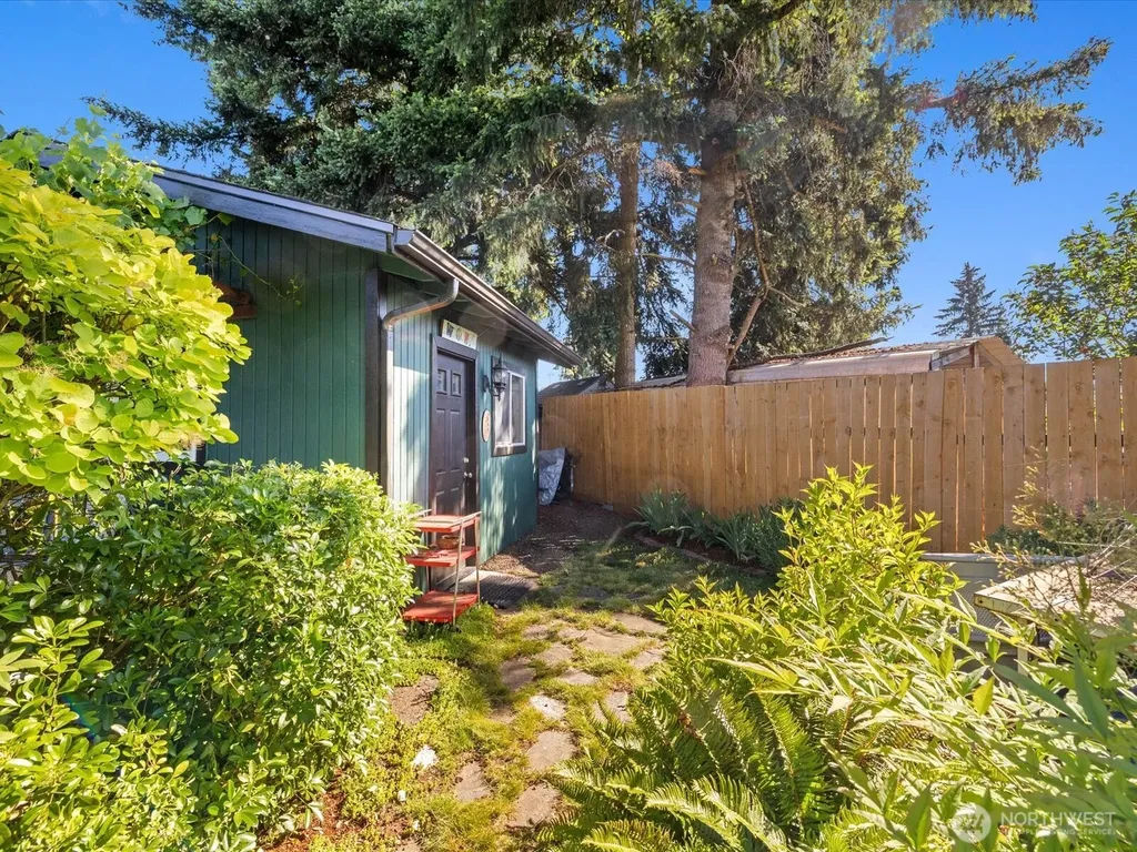 11924 SE 169th Place Renton WA 98058