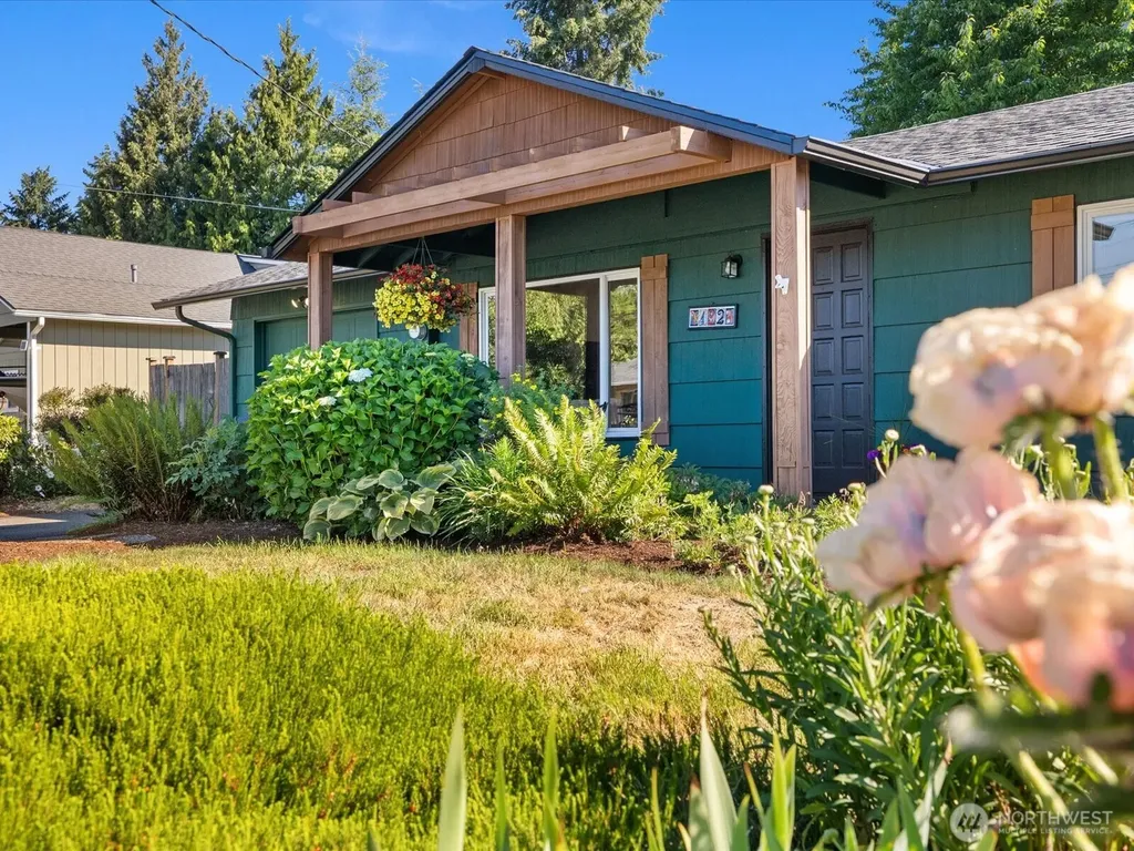 11924 SE 169th Place Renton WA 98058