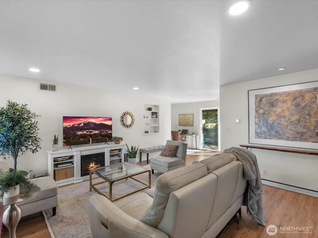 11924 SE 169th Place Renton WA 98058
